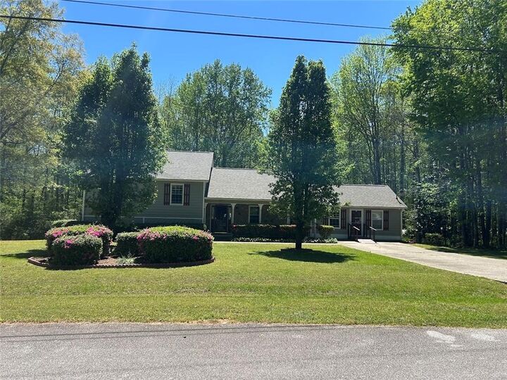 Property Photo:  84 Trellis Court  GA 30116 