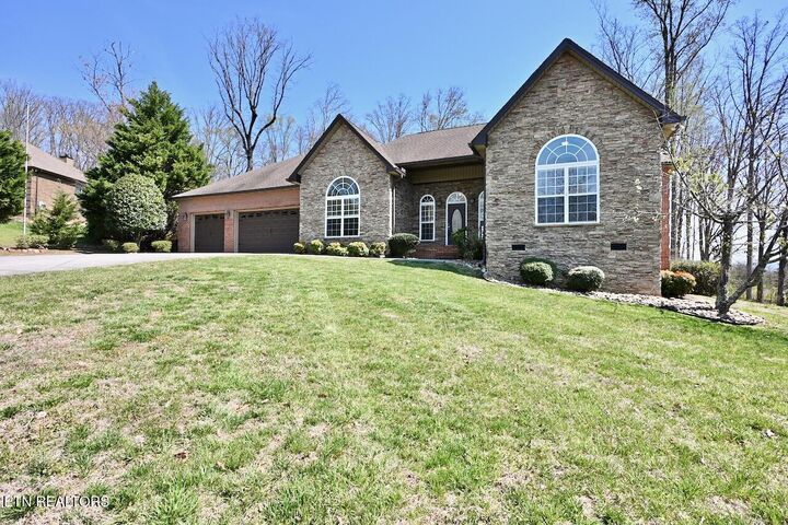 Property Photo:  1261 Houston Springs Rd  TN 37742 