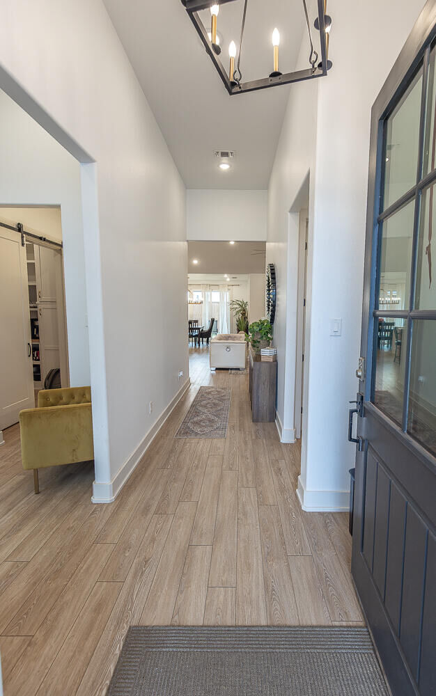 Property Photo:  7016 17th Street  TX 79416 