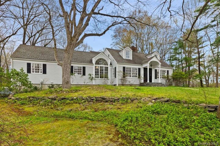 Property Photo:  137 Old Stone Hill Road  NY 10576 