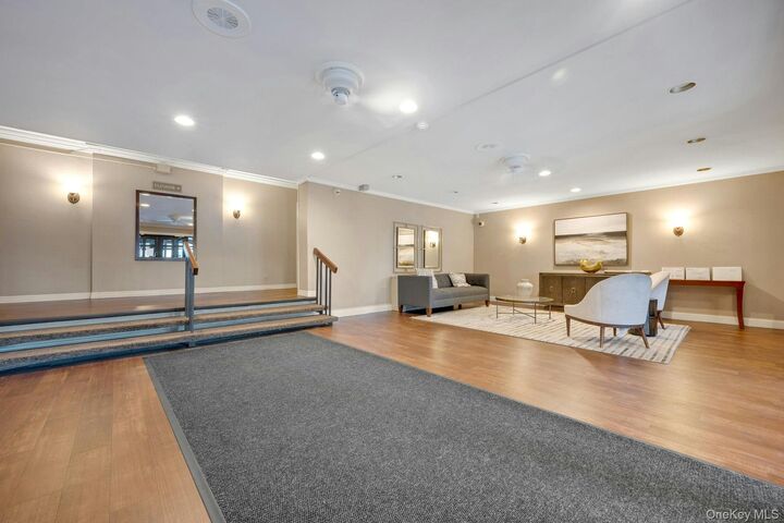Property Photo:  480 Halstead Avenue 2J  NY 10528 