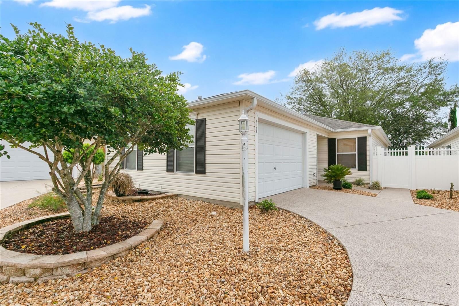 Property Photo:  9108 SE 177th Belmont Place  FL 32162 