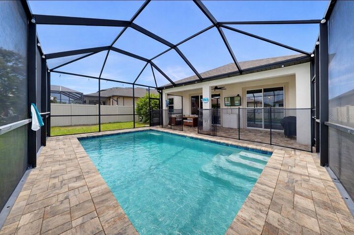 Property Photo:  10322 Wine Press Avenue  FL 33578 