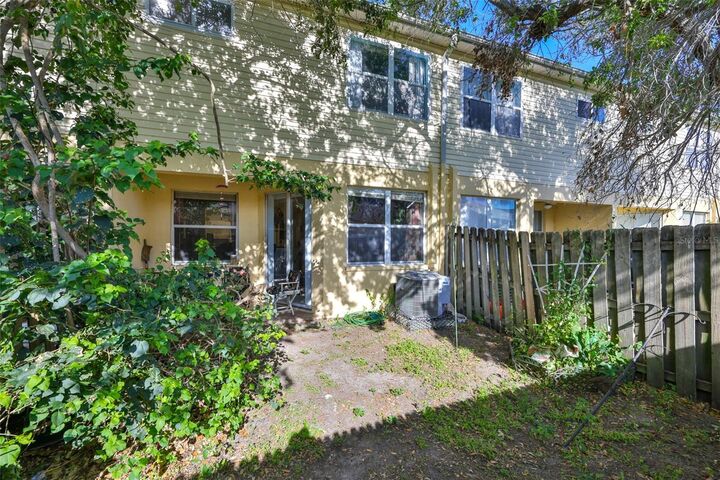 Property Photo:  6400 46th Avenue N 71  FL 33709 