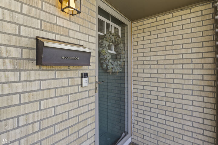 Property Photo:  2130 Westline Drive  IN 47203 