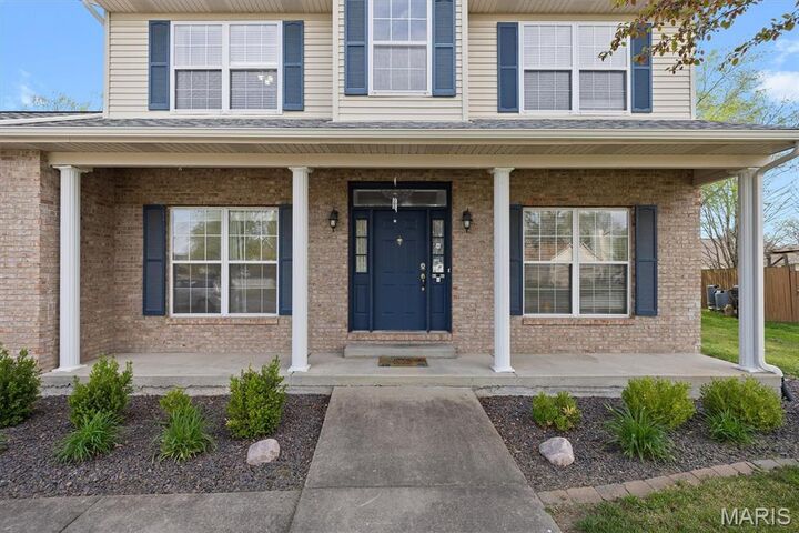 Property Photo: 321 Ring Of Kerry Drive IL 62221