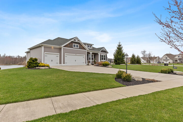 Property Photo: 6317 Eaglewood Drive MI 49426