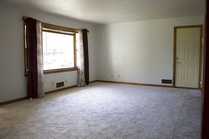 Property Photo:  3520 Thelma Street  IL 61108 