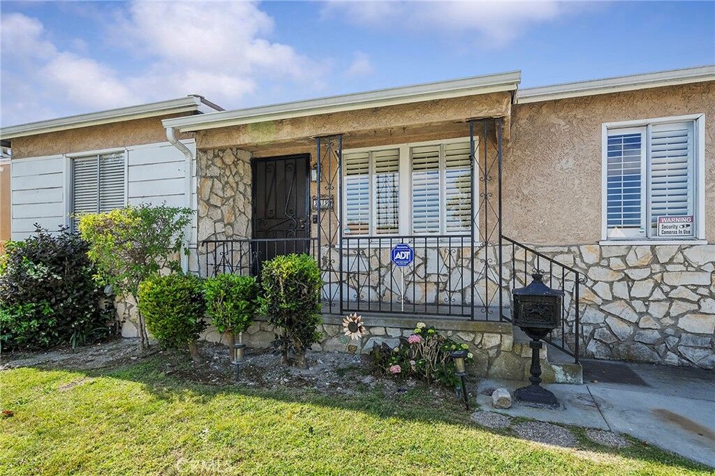 Property Photo:  3730 W 173rd Street  CA 90504 