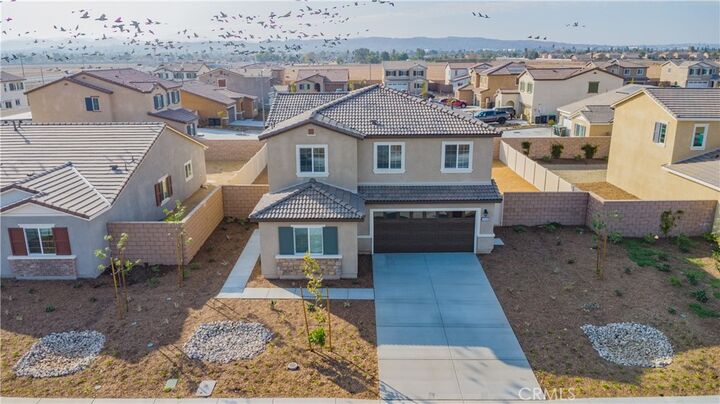 Property Photo:  1560 Scarlet Sage Drive  CA 92571 