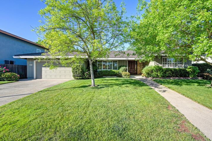 Property Photo:  49 Saratoga Circle  CA 95864 