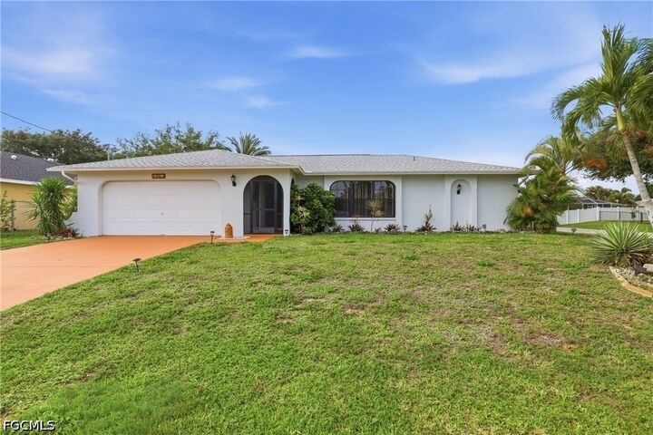 Property Photo:  1302 SE 18 Street  FL 33990 