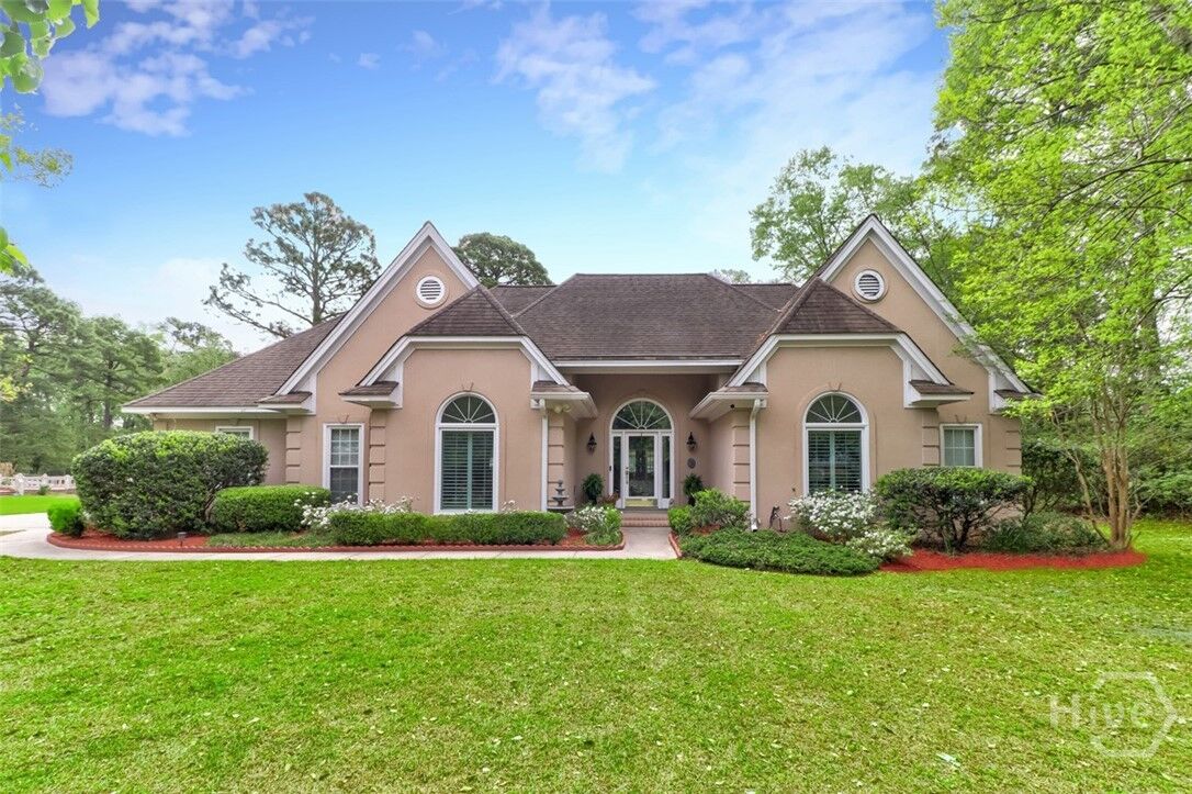 Property Photo:  109 Saint Andrews Road  GA 31326 