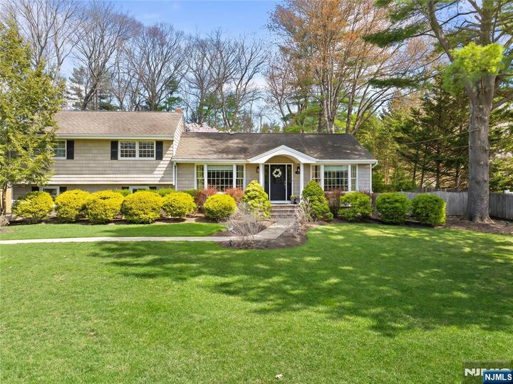 Property Photo:  548 Rivervale Road  NJ 07675 