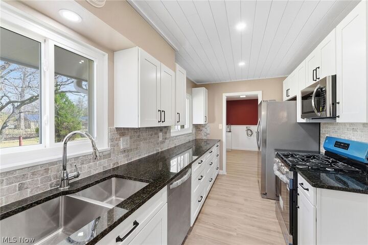 Property Photo:  7070 Dogwood Lane  OH 44060 