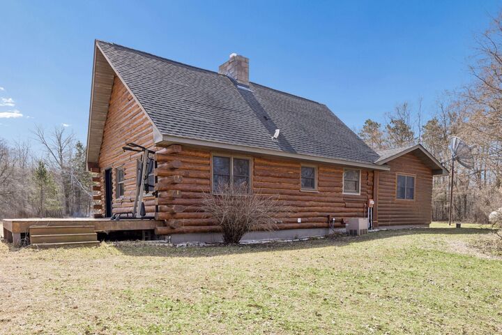 Property Photo:  450 Hill Avenue  WI 54026 