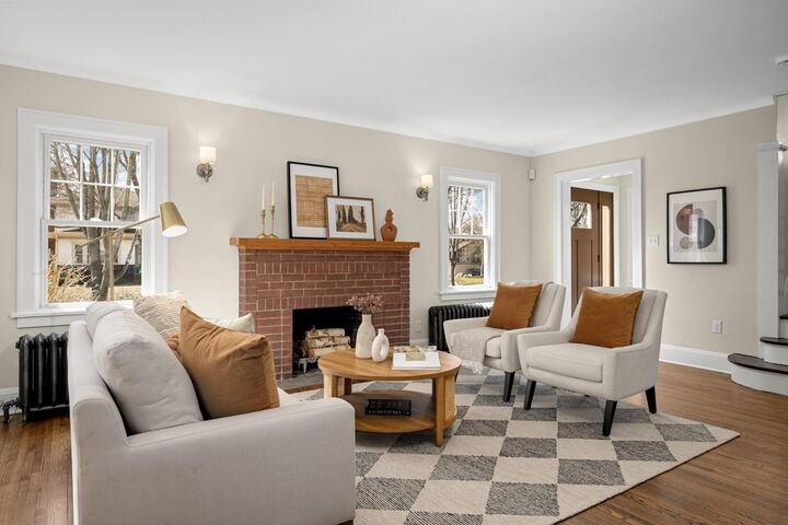 Property Photo:  1245 Stanford Avenue  MN 55105 