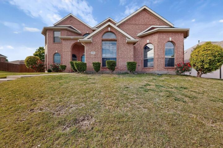 Property Photo:  232 Wellington Drive  TX 75115 