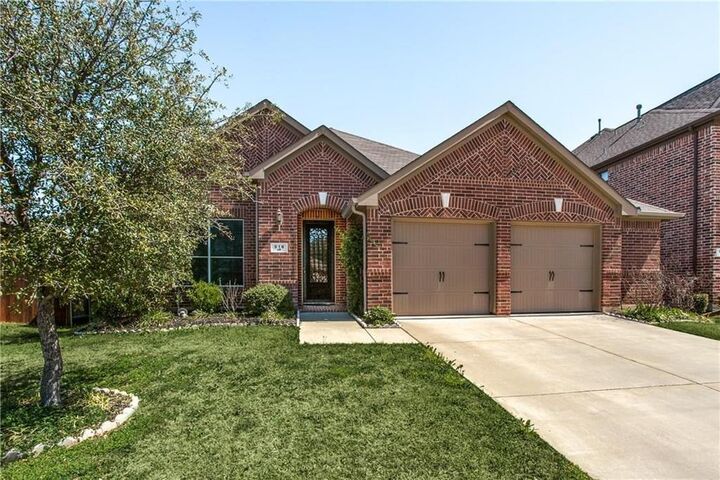 Property Photo:  916 Partridge Drive  TX 76227 