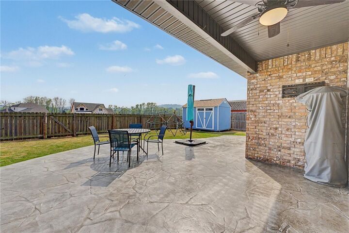 Property Photo:  911 Hancock Street  AR 72753 