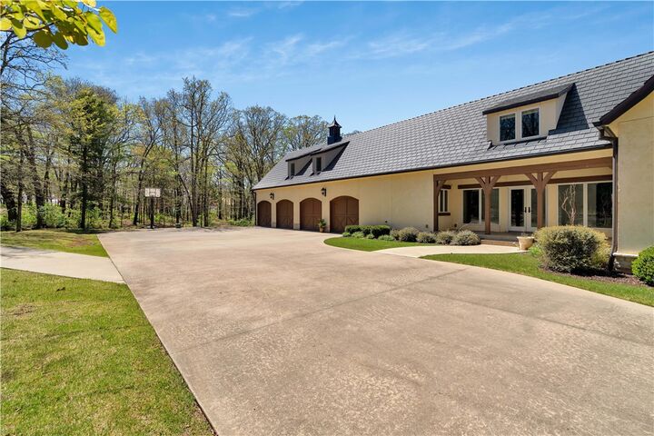 Property Photo:  2375 E Farr Lane  AR 72703 