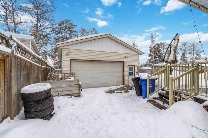 Property Photo:  18 Clark Crescent  AB T9H 1M8 