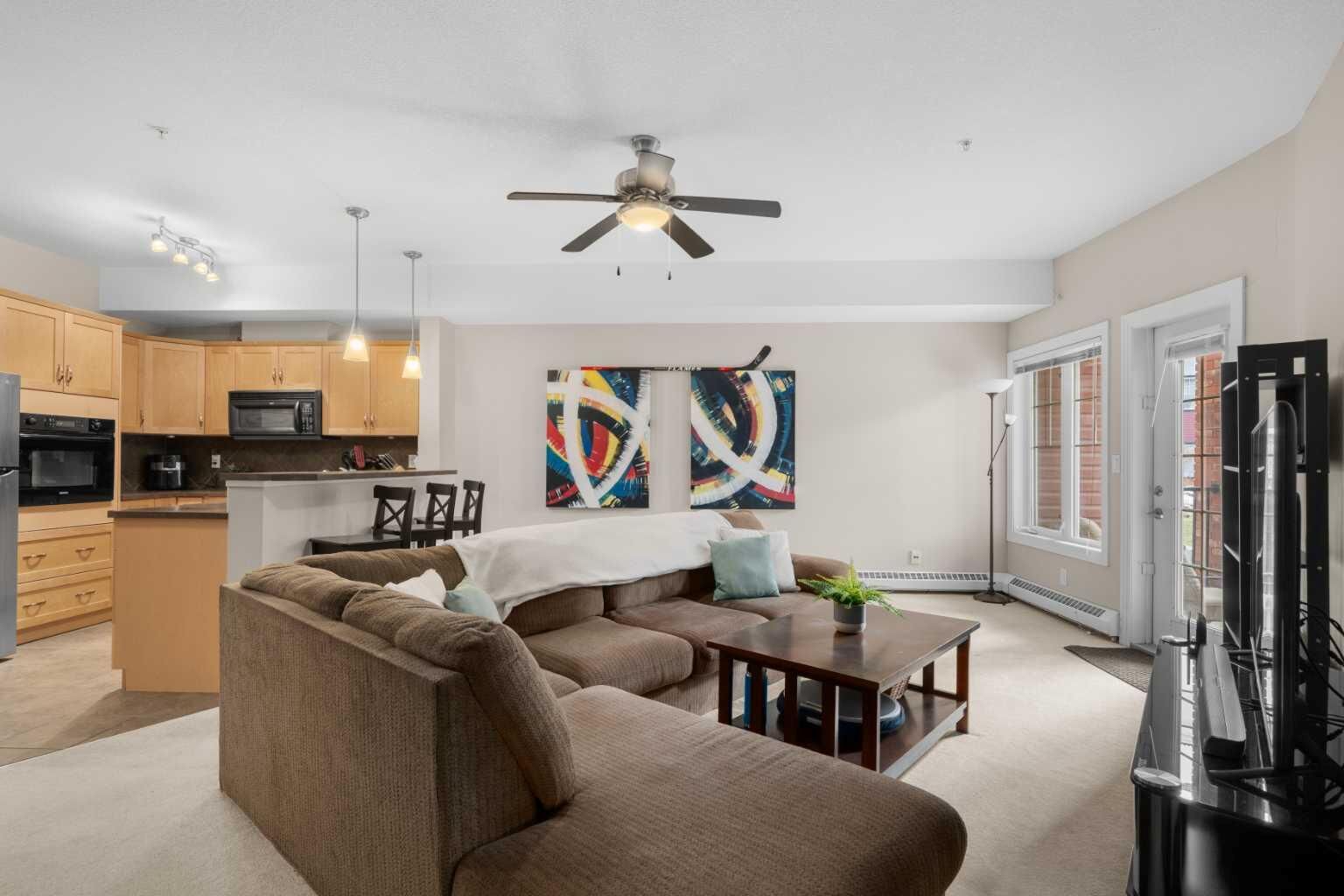Property Photo:  60 Royal Oak Plaza NW 117  AB T3G 0A7 