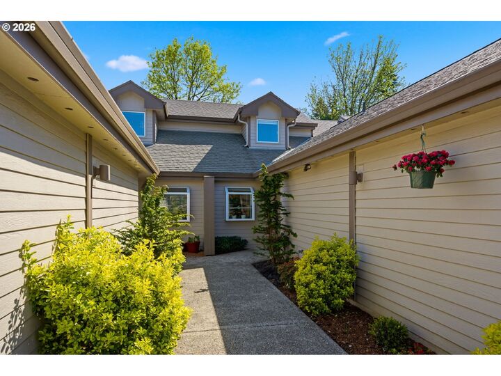 Property Photo:  1210 NW 23rd Ave  WA 98607 