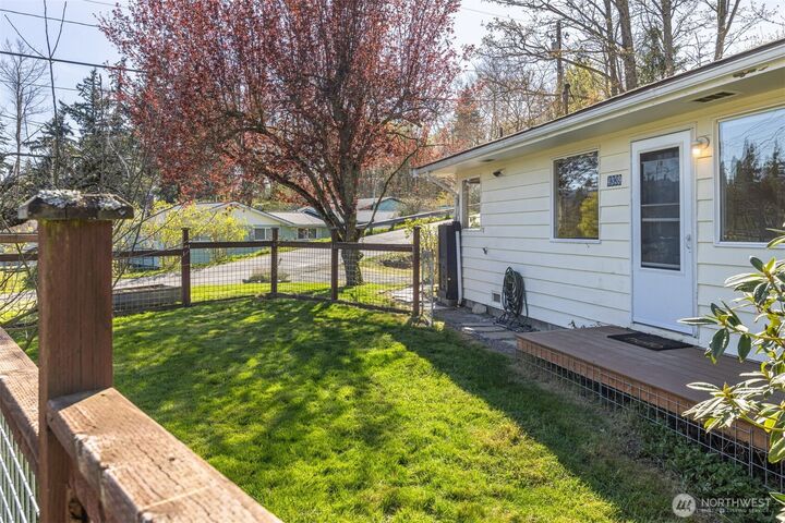 Property Photo:  4339  Alice Street  WA 98226 