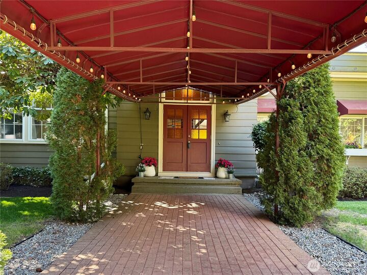 Property Photo:  6009  Harlow Drive  WA 98312 