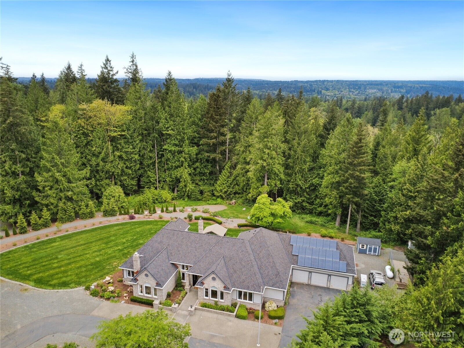 Property Photo:  28726 SE 43rd Place  WA 98024 