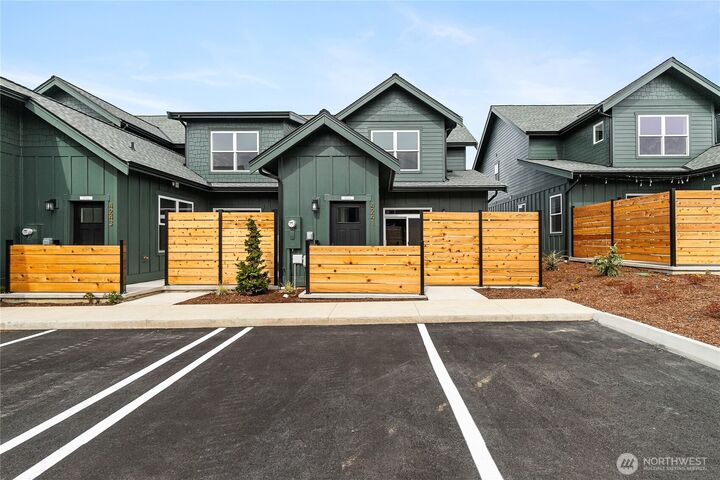 Property Photo:  4241  Melrose Lane  WA 98226 