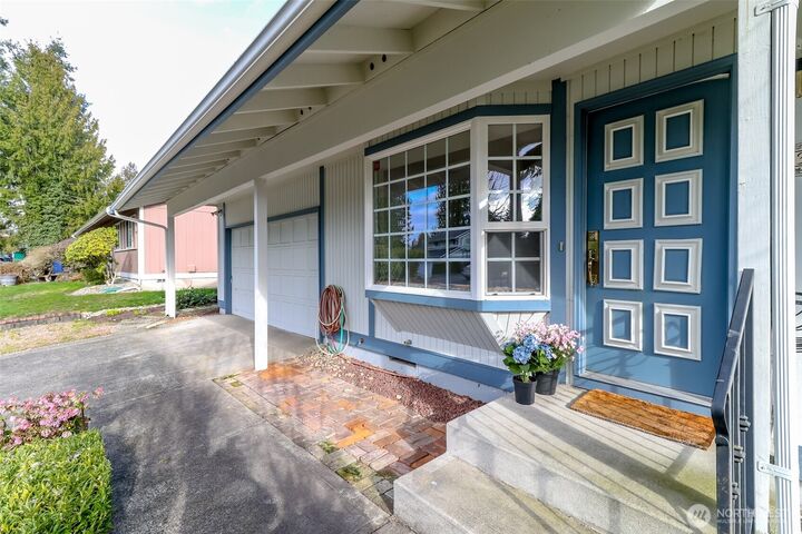 Property Photo:  32334  9th Avenue S  WA 98003 