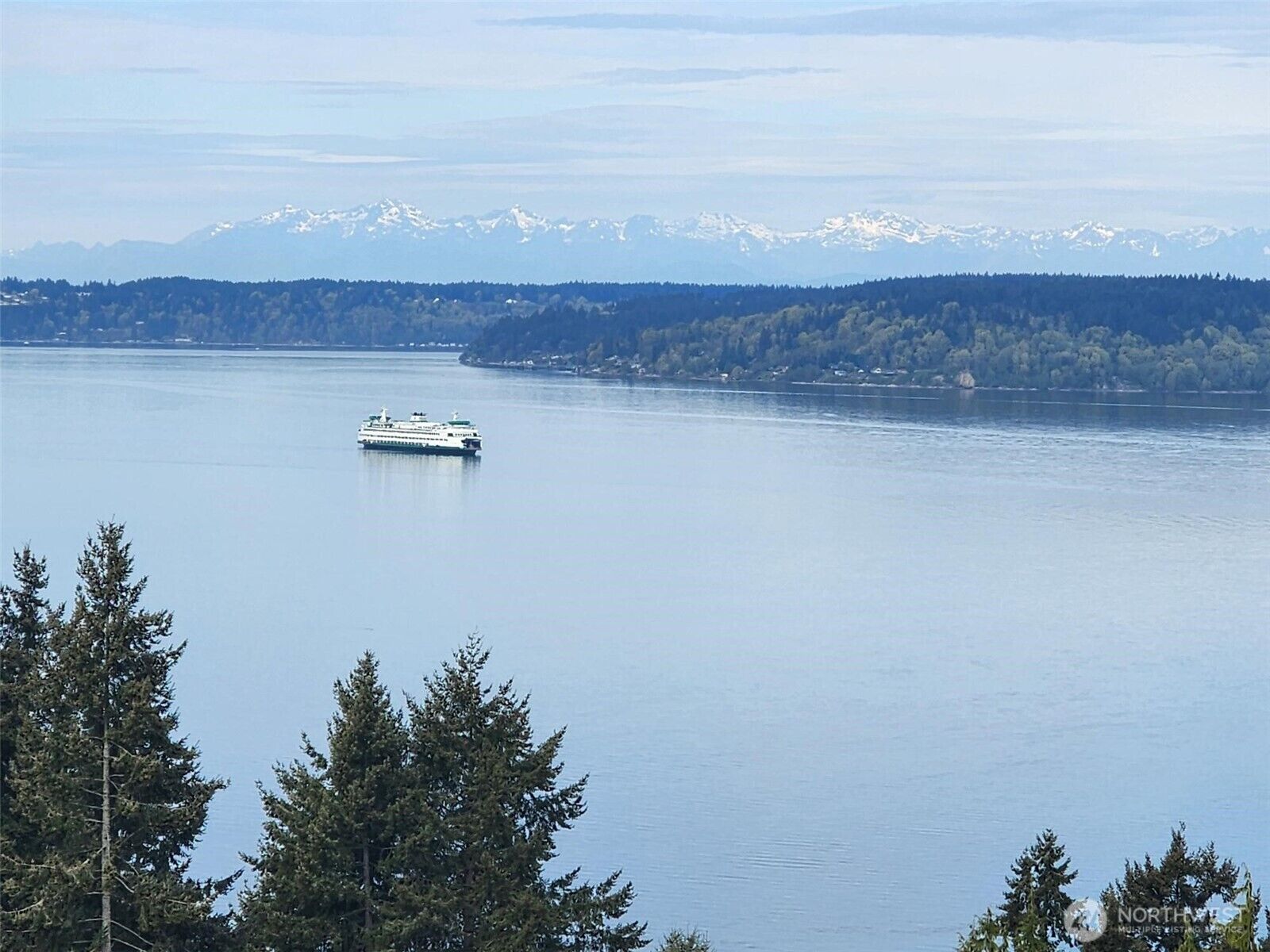 Property Photo: 5714 Sealawn Avenue NE WA 98422