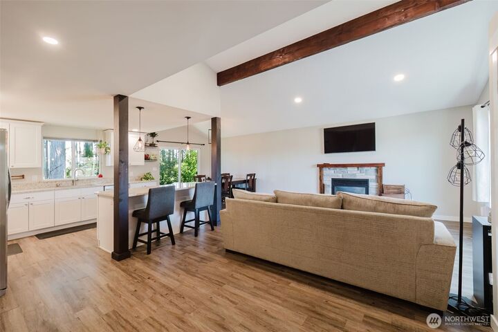 Property Photo:  3144  La Linda Court SE  WA 98366 