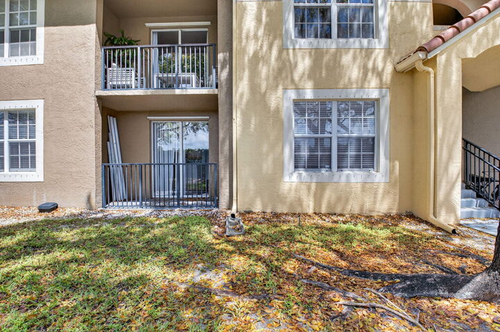 Property Photo:  15165 Michelangelo Boulevard 104  FL 33446 
