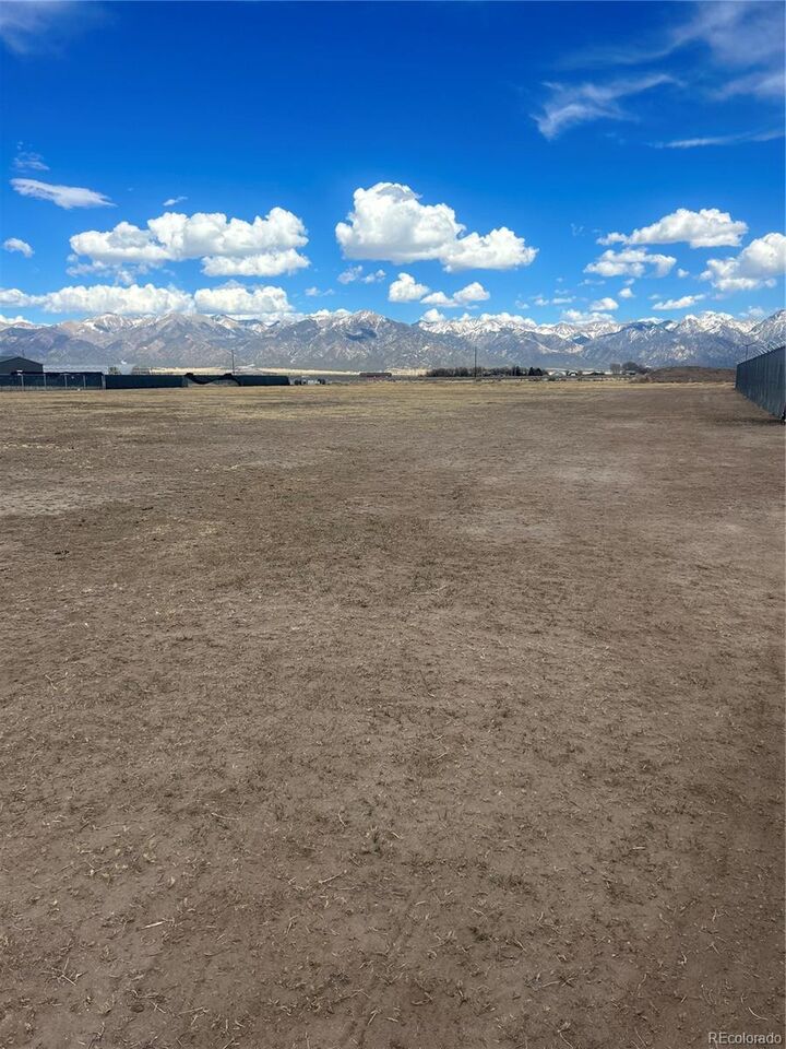 Property Photo:  800 S Reigel Court  CO 81143 