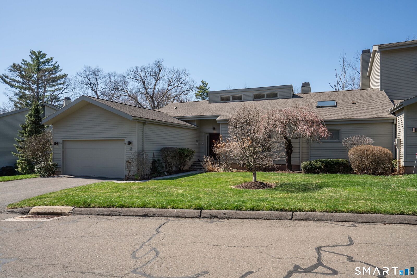 Property Photo:  3 Shirecrest 3  CT 06001 