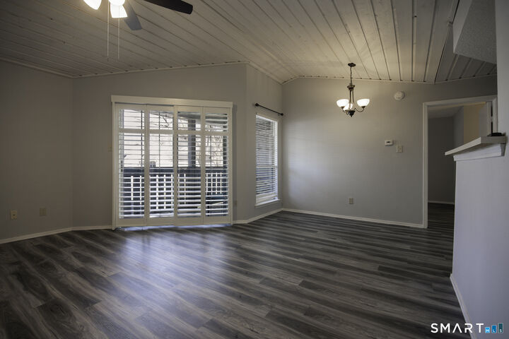 Property Photo:  82 Crown Knoll Court 152  CT 06340 