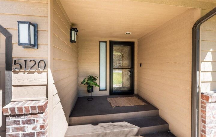 Property Photo: 5120 N Hutton View Ln WA 99212