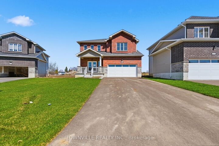 31 Bradden Crescent — photo 1