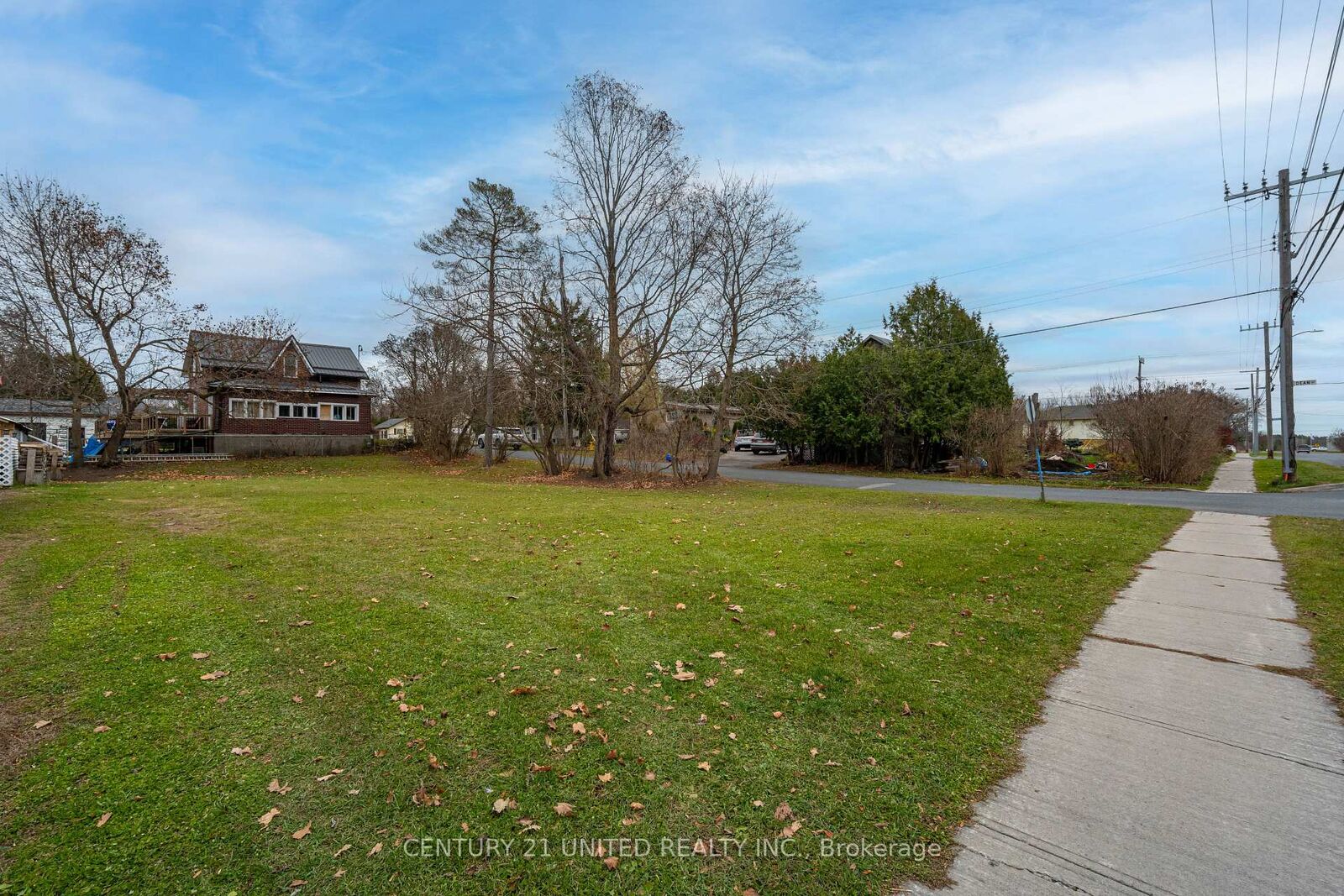Property Photo:  128 Concession Street  ON K0L 2H0 