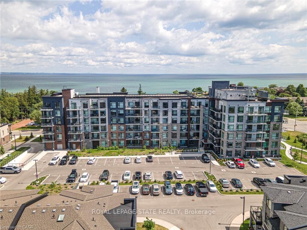 Property Photo:  600 North Service Road 418  ON L8E 0L2 