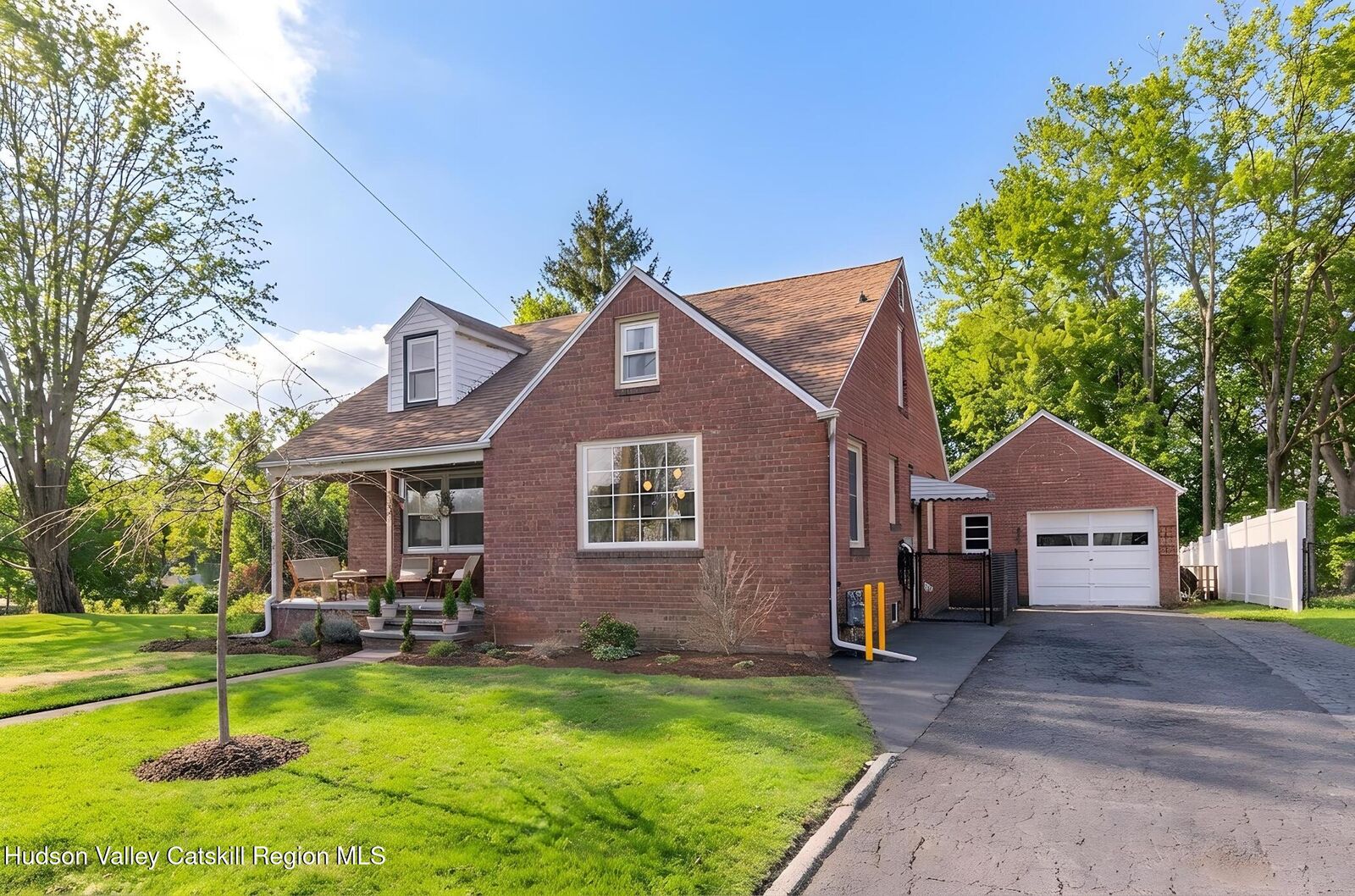 Property Photo:  53 Fairview  NY 12401 