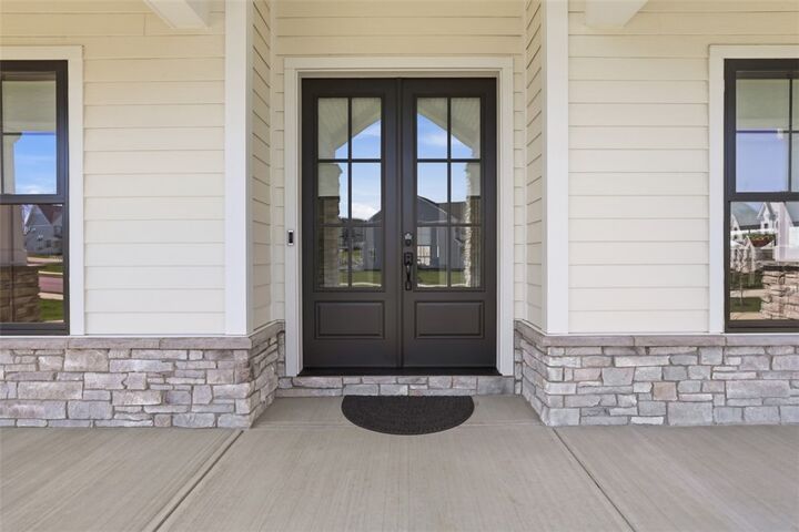 Property Photo:  5018 Spruce Rd  PA 15044 