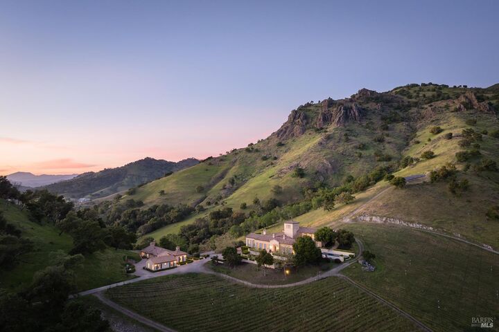 Property Photo:  5870 Silverado Trail  CA 94558 
