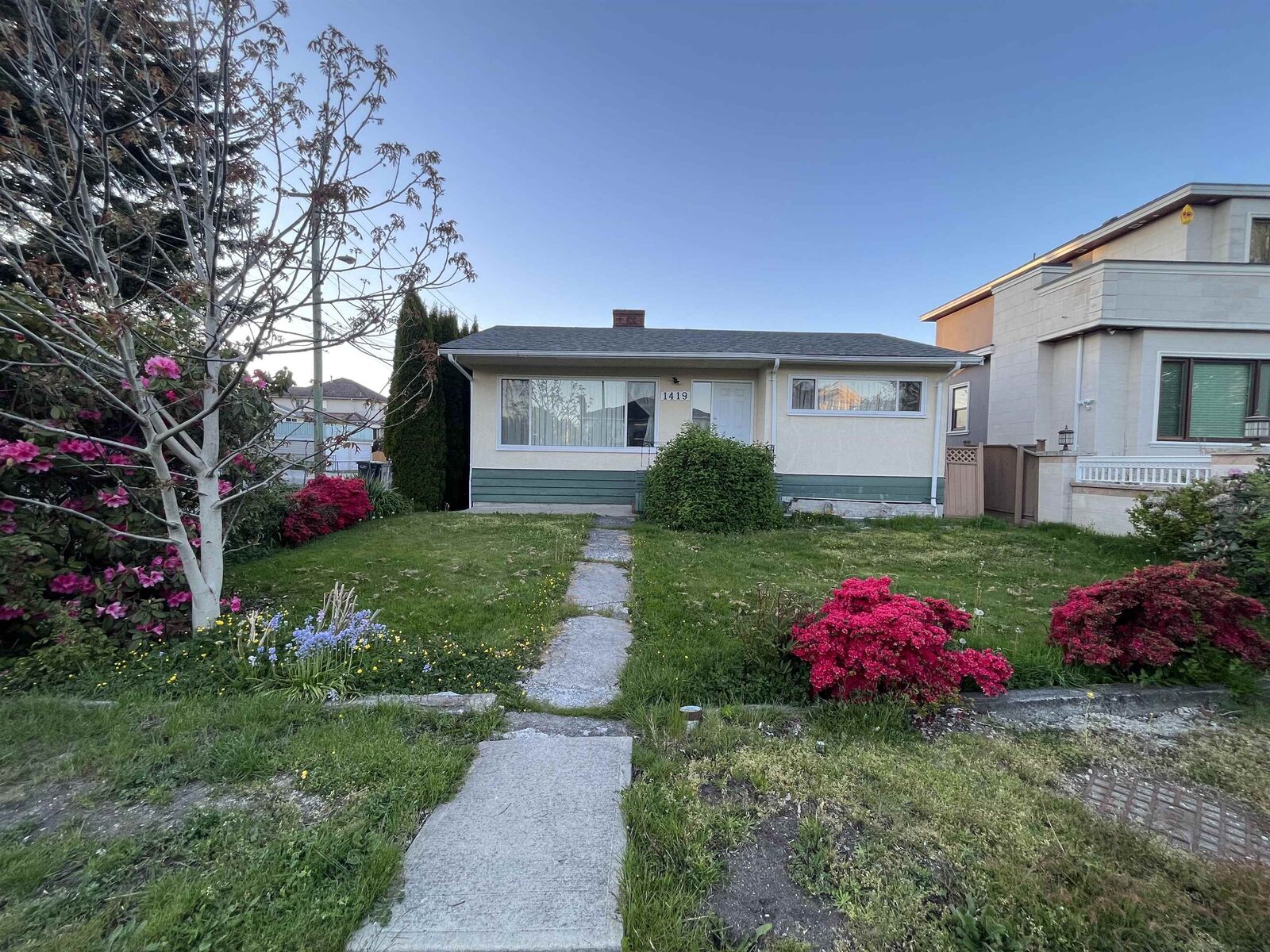 Property Photo: 1419 E 30th Avenue BC V5N 3A1
