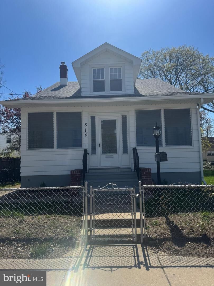 Property Photo:  814 Somerset Street  NJ 08030 