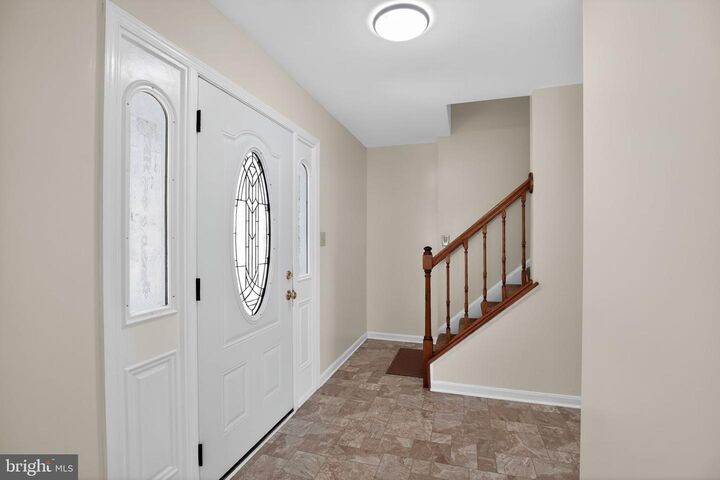 Property Photo:  513 Bridle Court  MD 20657 