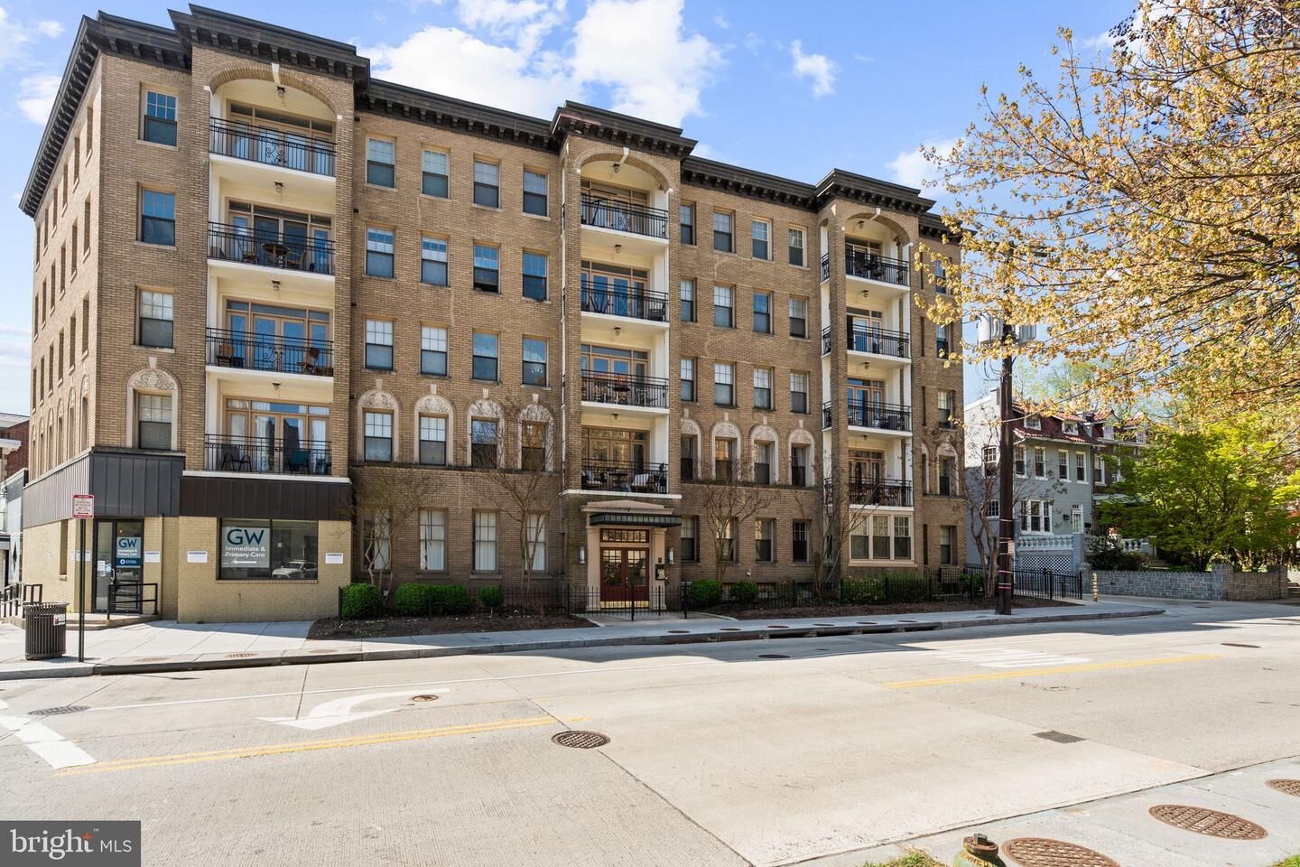 Property Photo:  2902 Porter Street NW 43  DC 20008 